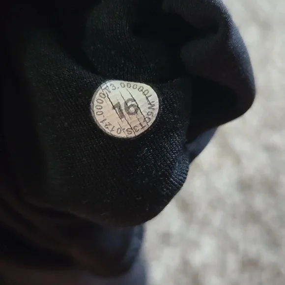 lululemon athletica Black Leggings - Picture 8 of 8